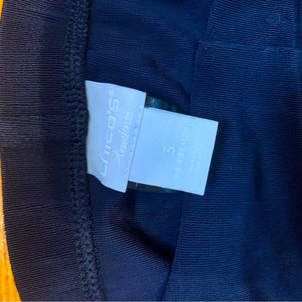 Chicos Cropped Travelers Pants